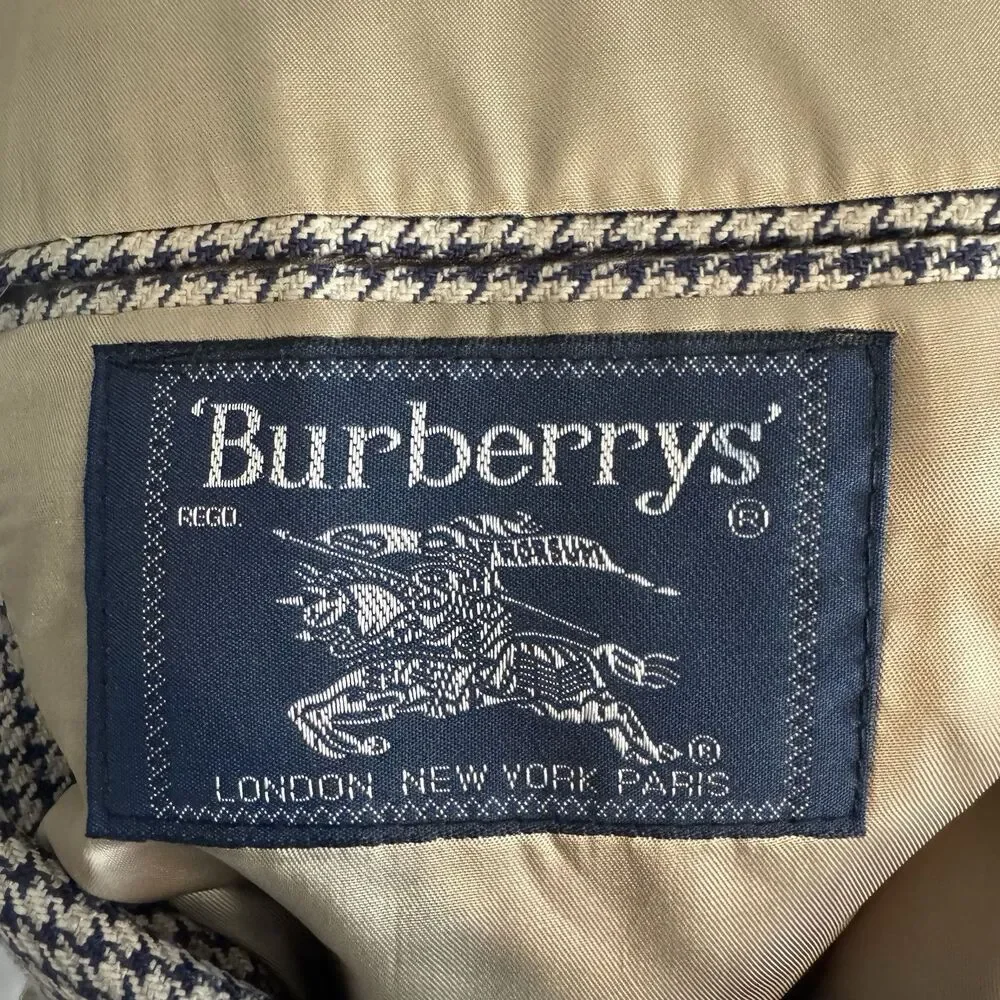 Burberry’s VTG 100% Wool Blazer Jacket Sport Coat Men's 40 Grey Herringbone‎ USA